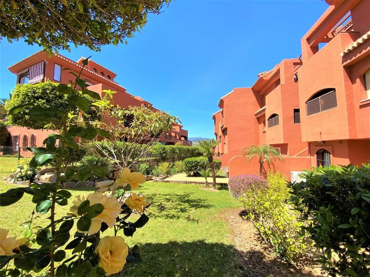Sea View Penthouse Apartment With Hot Tub - Casa Bella Vista, Buenas Noches , إِستيبونا