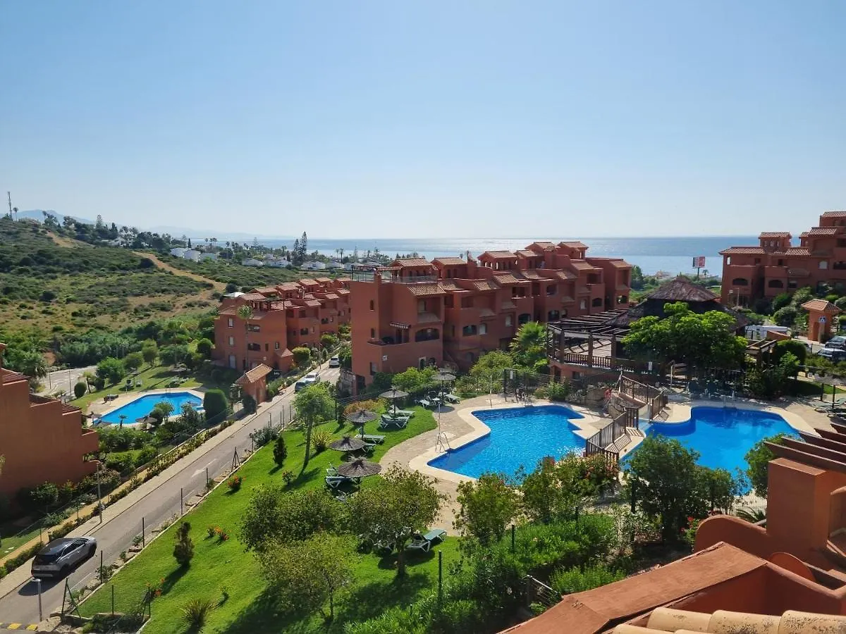 Sea View Penthouse Apartment With Hot Tub - Casa Bella Vista, Buenas Noches , إِستيبونا