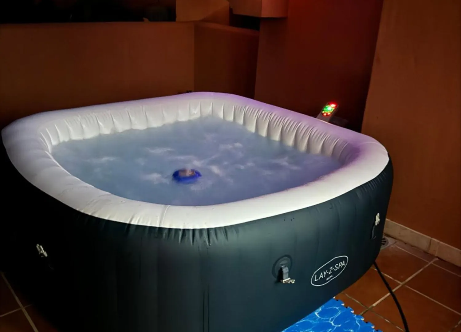Sea View Penthouse Apartment With Hot Tub - Casa Bella Vista, Buenas Noches , إِستيبونا إسبانيا